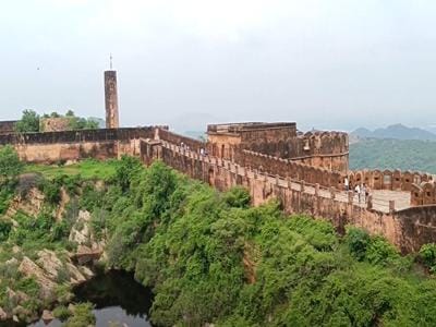 Jaigarh Fort