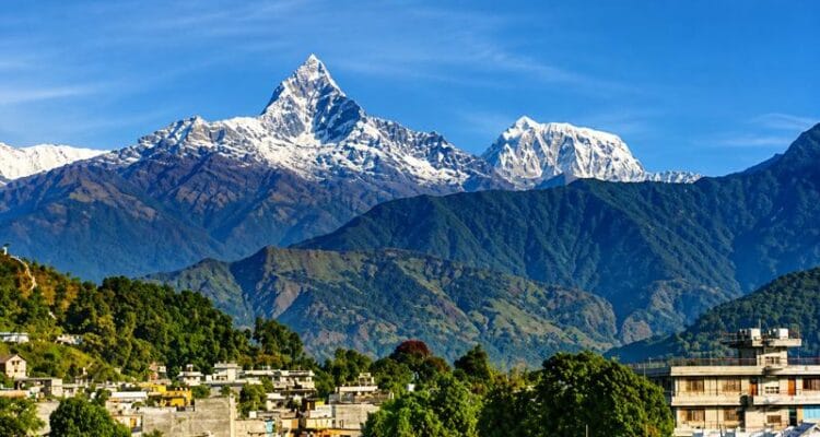 Beautiful Himalayan towns in India with mountains and scenic landscapes
