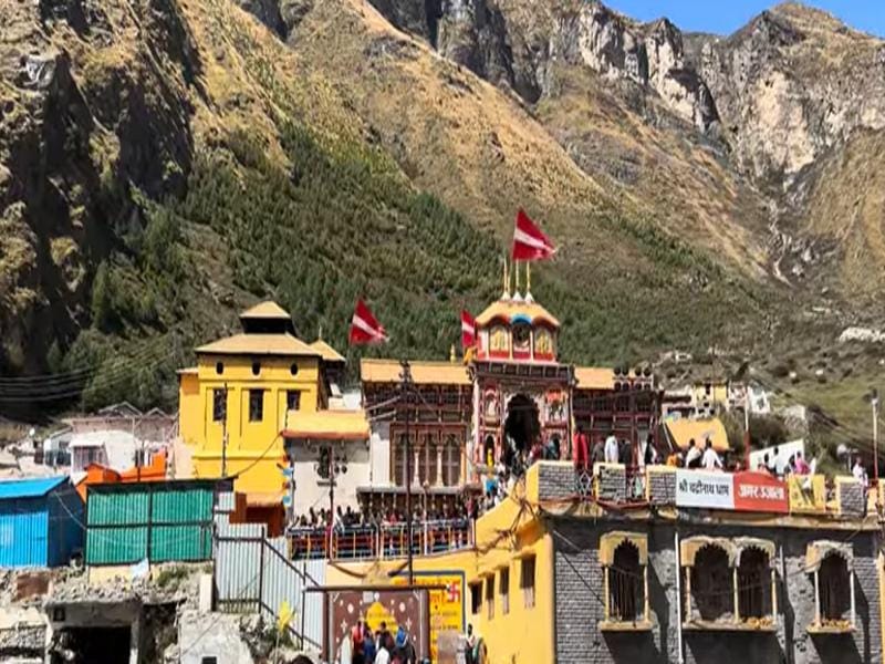 Badrinath River View
