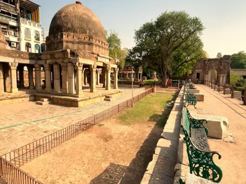 Hauzkhas Fort Pavilions Delhi