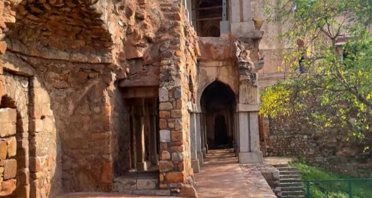 Hauzkhas Fort Delhi