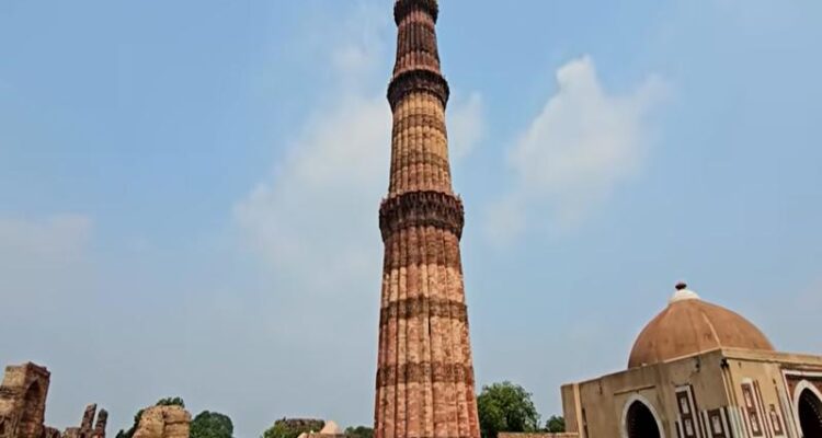 qutub minar delhi