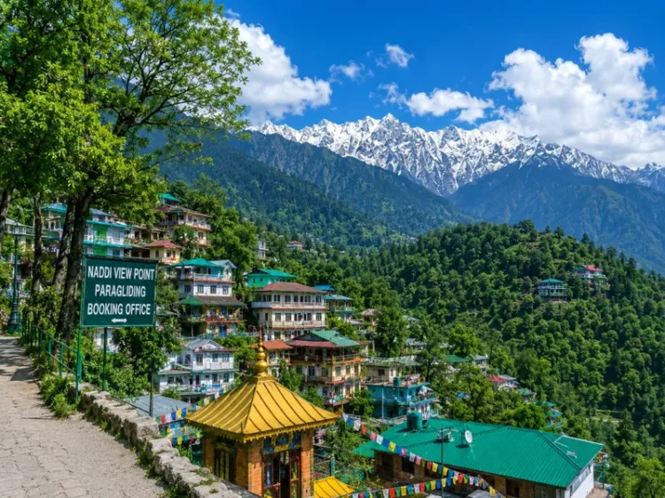 Mcleodganj Naddi Dharamshala pahadi travel view